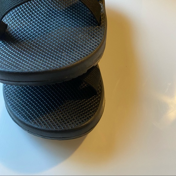 Chaco Men Size 13 Black Strap Summer Sandals - Picture 3 of 10